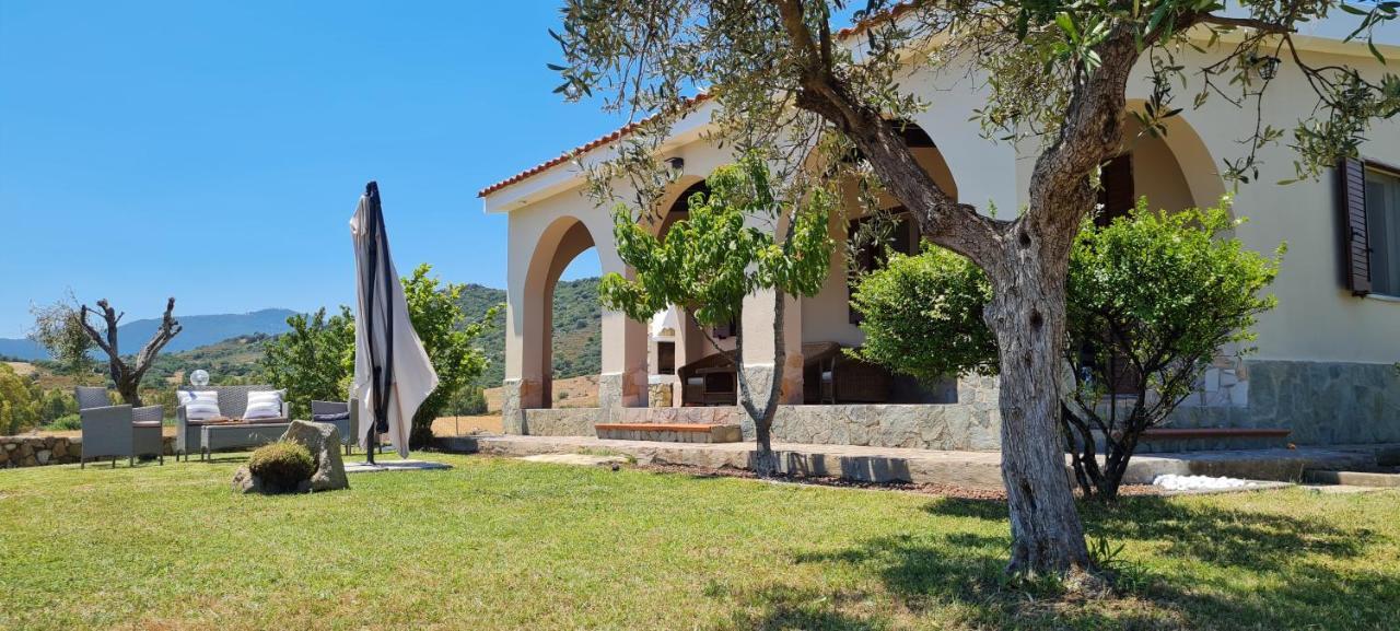 House Castiadas Tra Mare E Montagna Kültér fotó